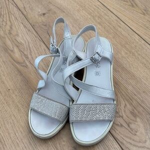 Elegant Silver Women's Sandals
